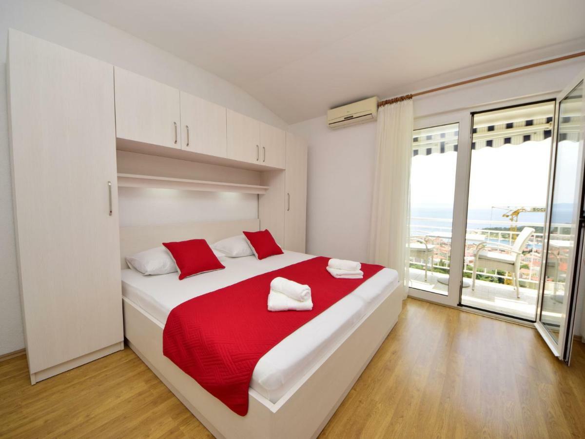 Apartment Mira-1 By Interhome Макарська Екстер'єр фото